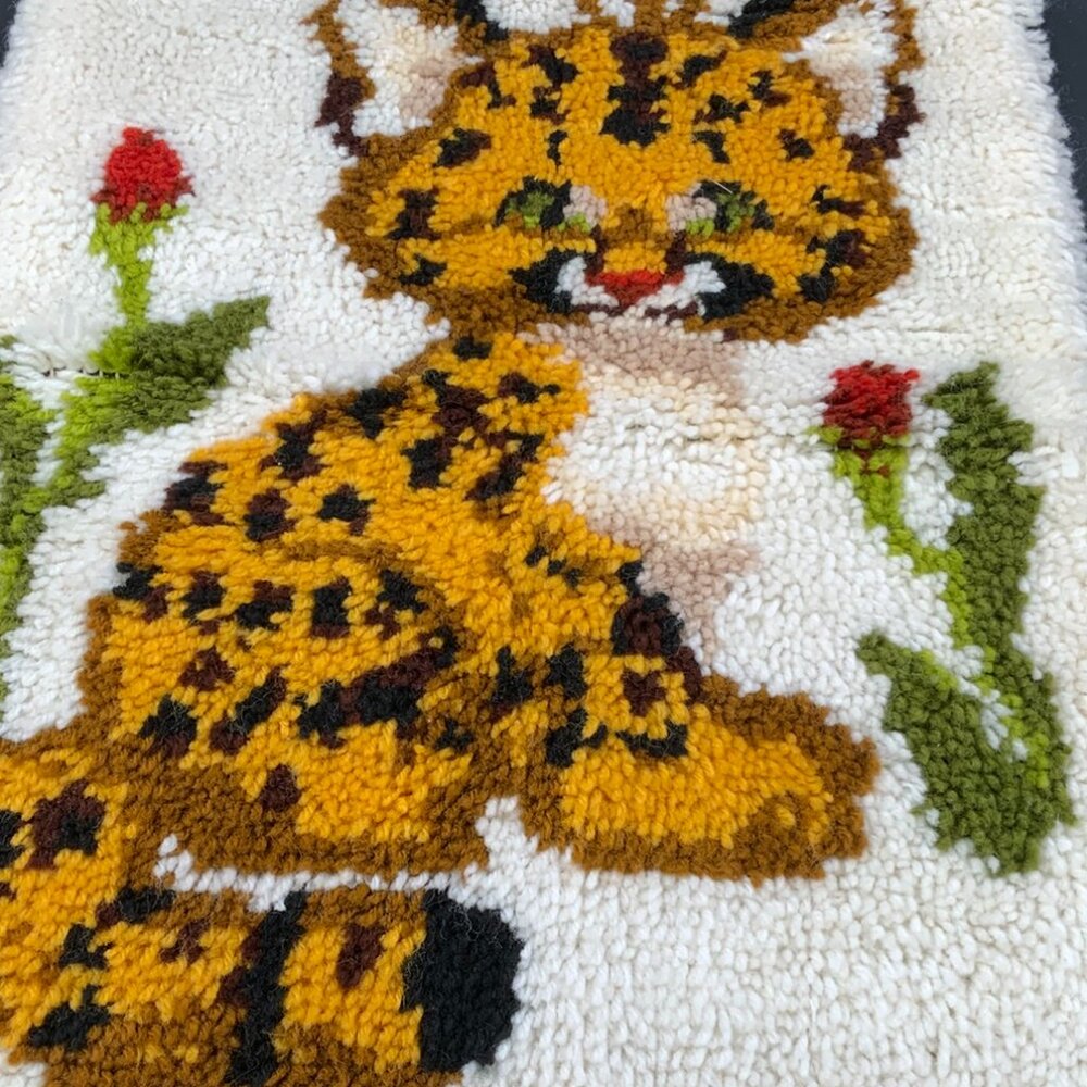 Vintage Latch Hook Tiger Cub with Rosebuds Rug Wall Hanging MCM 27 1/4" x 19"